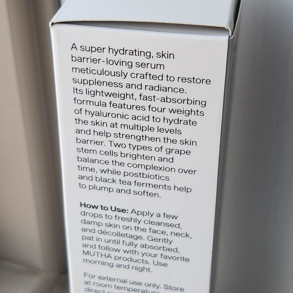 NIB MUTHA HYALURONIC SERUM - Picture 10 of 13